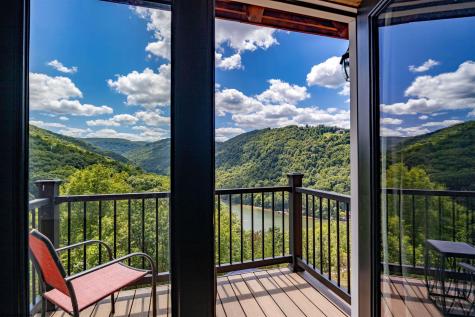 200 Oak Ridge Drive Morgantown WV 26508