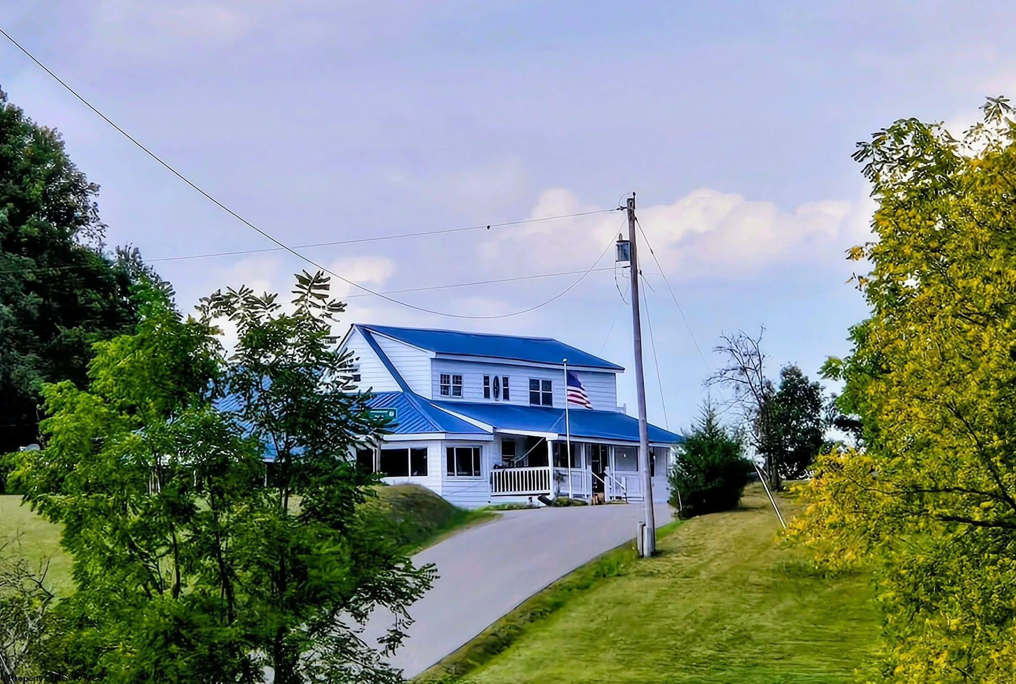 1573 Point Pleasant Road Belington WV 26250