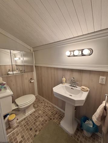 1573 Point Pleasant Road Belington WV 26250