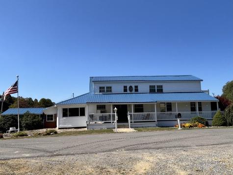 1573 Point Pleasant Road Belington WV 26250