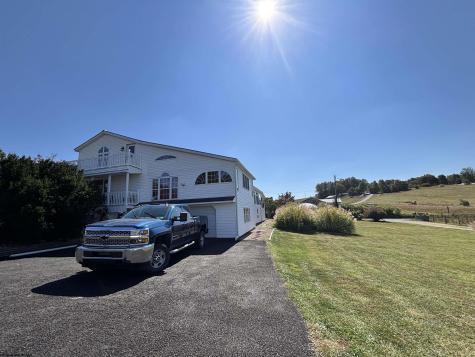 1573 Point Pleasant Road Belington WV 26250