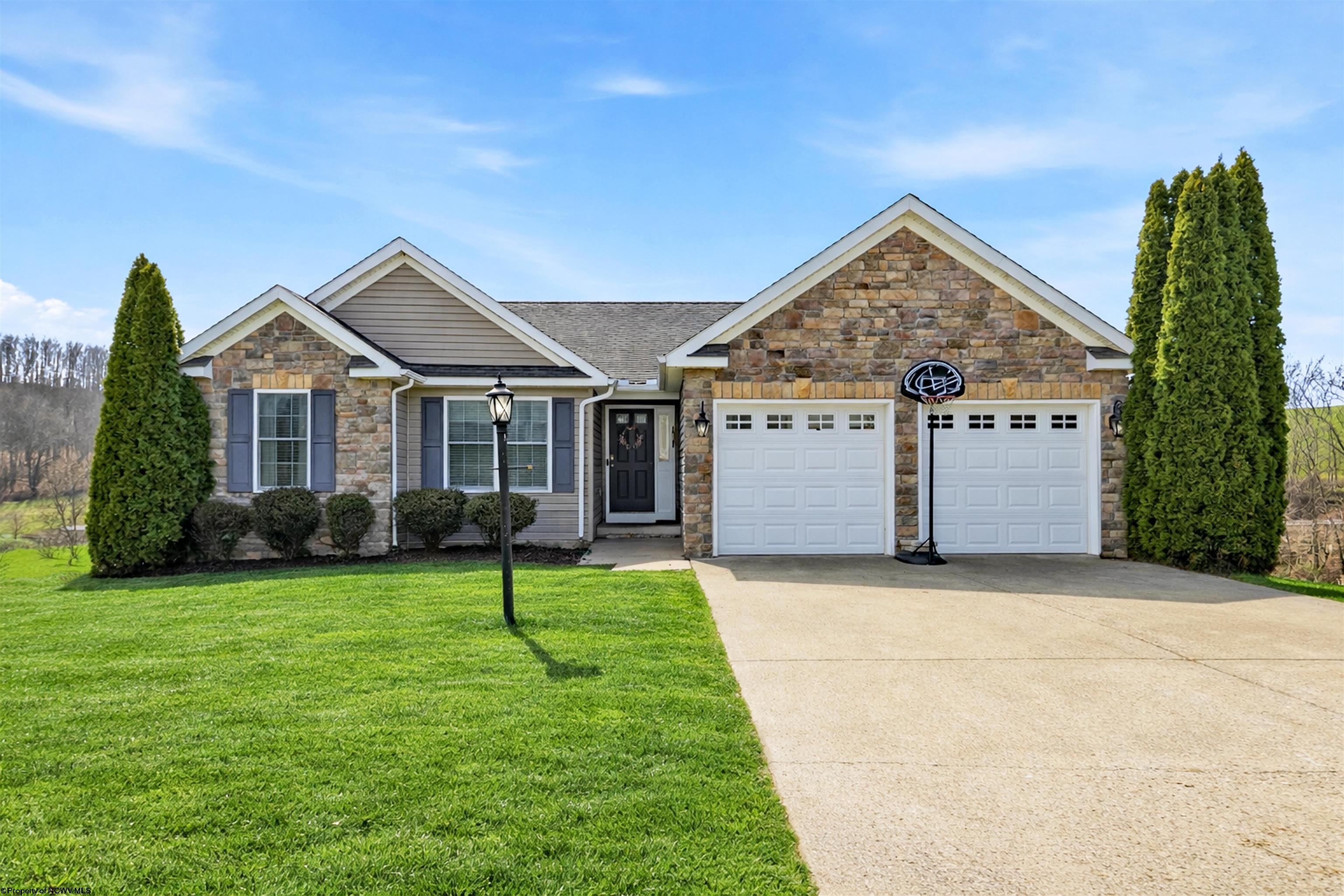 403 Oakmont Court Maidsville WV 26541