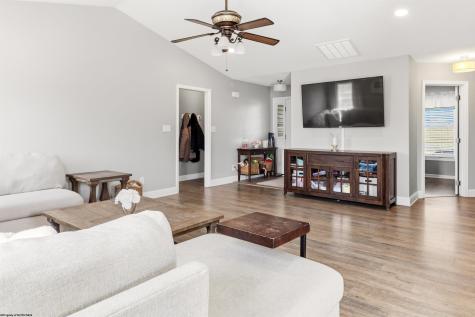 403 Oakmont Court Maidsville WV 26541
