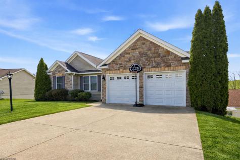 403 Oakmont Court Maidsville WV 26541