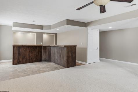 403 Oakmont Court Maidsville WV 26541