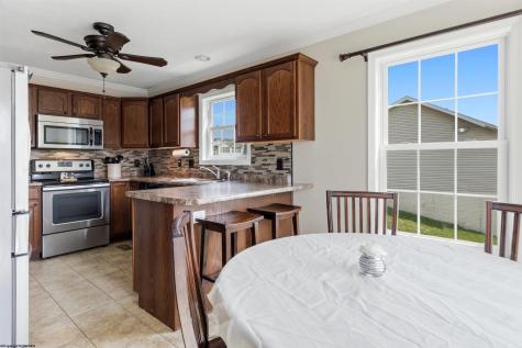 403 Oakmont Court Maidsville WV 26541