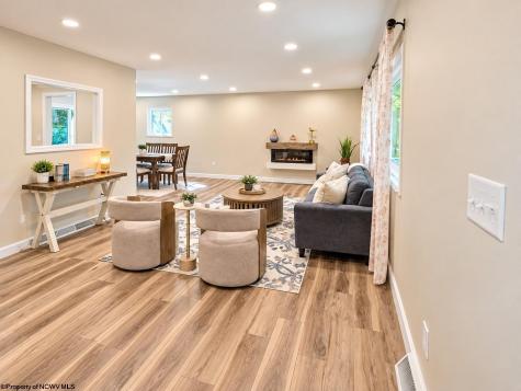 1344 Cherry Lane Morgantown WV 26505