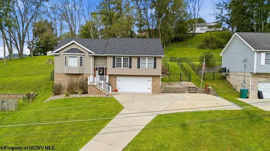 8 Coolview Lane Bridgeport WV 26330