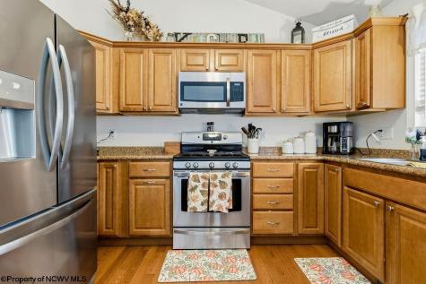 8 Coolview Lane Bridgeport WV 26330