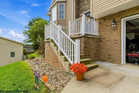 8 Coolview Lane Bridgeport WV 26330