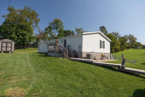 178 Heavenly Meadows Lane Bridgeport WV 26330