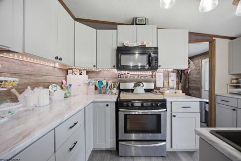 178 Heavenly Meadows Lane Bridgeport WV 26330