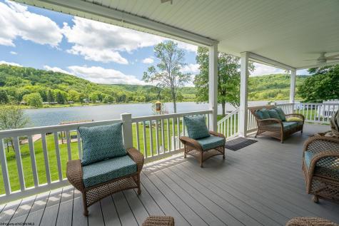 8 S Waters Edge Lane Bruceton Mills WV 26525