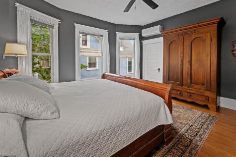 220 Grand Street Morgantown WV 26501