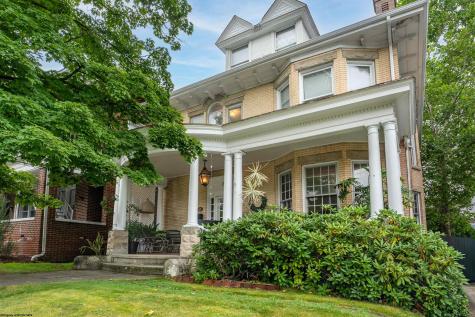 220 Grand Street Morgantown WV 26501