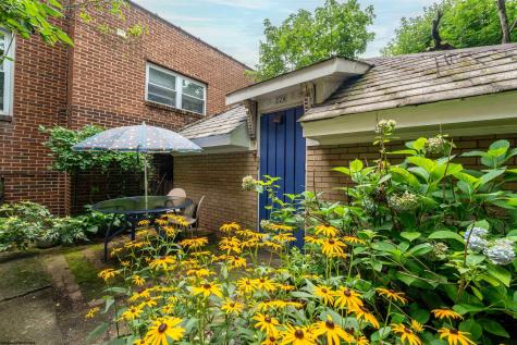 220 Grand Street Morgantown WV 26501