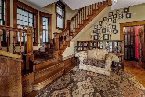 220 Grand Street Morgantown WV 26501