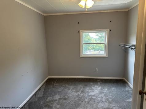 1043 Curtis Avenue Morgantown WV 26501