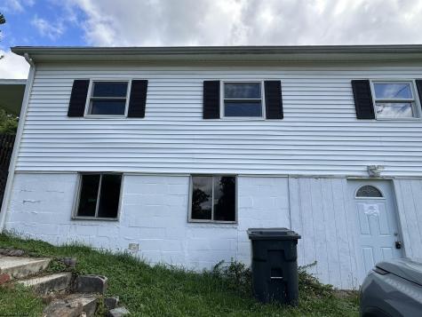 1043 Curtis Avenue Morgantown WV 26501