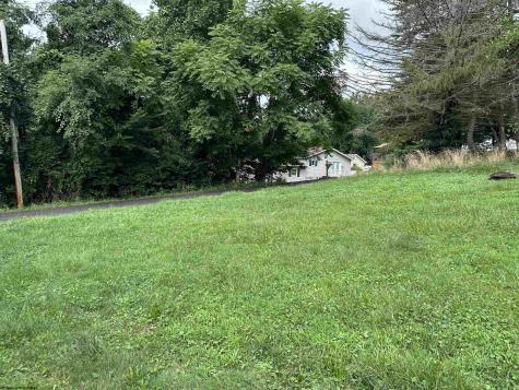 1043 Curtis Avenue Morgantown WV 26501
