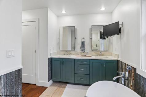 459 Lakeview Road Davis WV 26260
