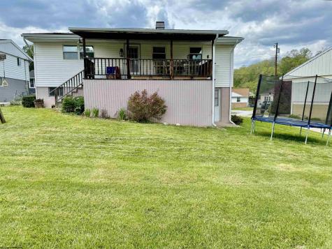 107 Mohawk Drive Barrackville WV 26559