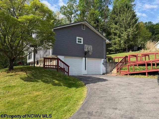 169 Evergreen Circle Philippi WV 26416
