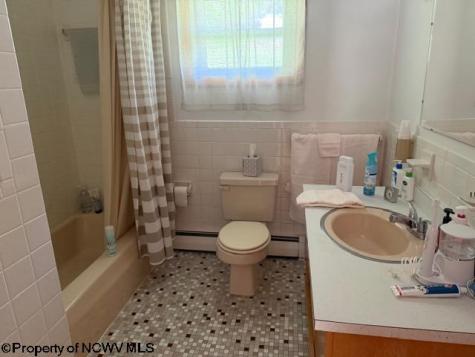 169 Evergreen Circle Philippi WV 26416