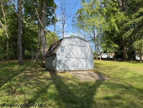 169 Evergreen Circle Philippi WV 26416