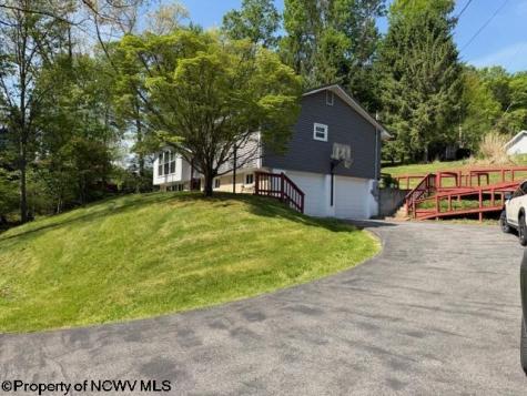 169 Evergreen Circle Philippi WV 26416