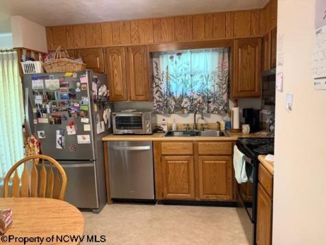 169 Evergreen Circle Philippi WV 26416
