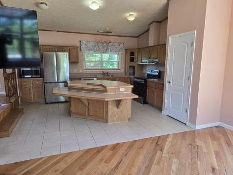 10 W Herring Road Masontown WV 26542
