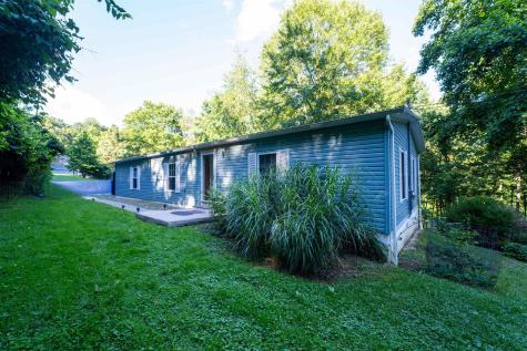 3368 Owl Creek Road Morgantown WV 26508