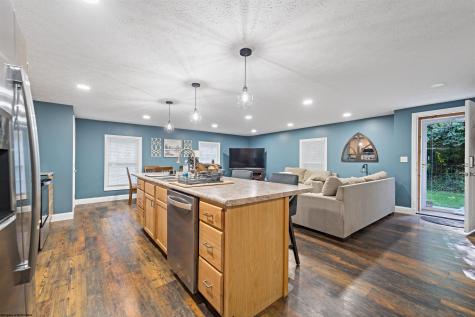 3368 Owl Creek Road Morgantown WV 26508
