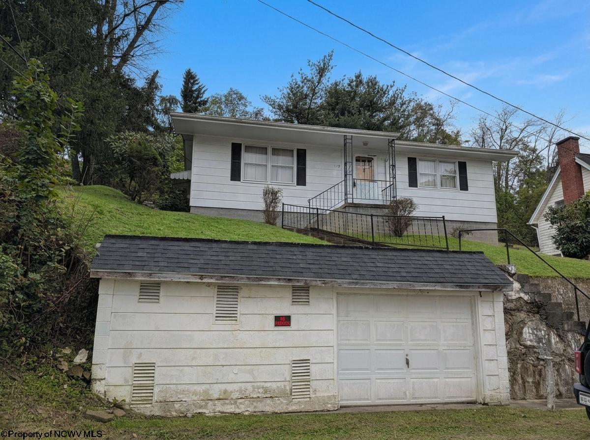 119 High Street Shinnston WV 26431-1208