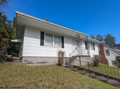 119 High Street Shinnston WV 26431-1208