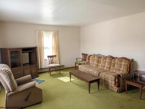 119 High Street Shinnston WV 26431-1208