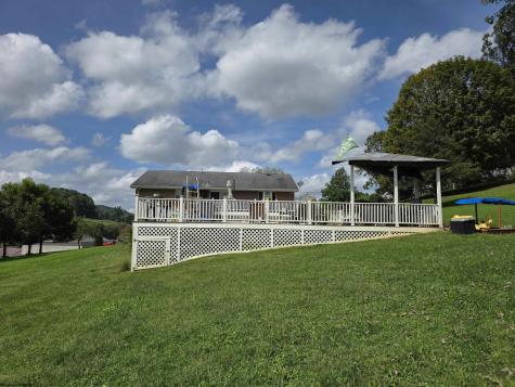 130 Green Hill Lane Mount Clare WV 26408