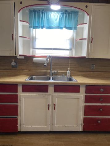 51 Pleasantview Road Rivesville WV 26588