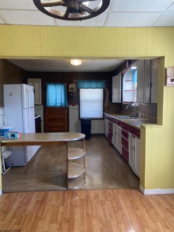 51 Pleasantview Road Rivesville WV 26588