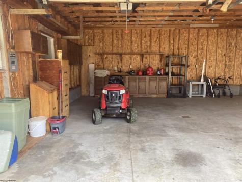 51 Pleasantview Road Rivesville WV 26588