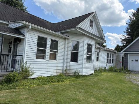 25 Pinnell Street Buckhannon WV 26201-2260