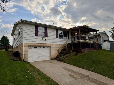 531 Johnson Avenue Belington WV 26250