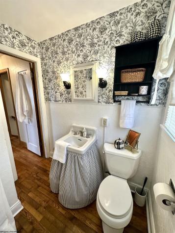 620 Collins Avenue Clarksburg WV 26301