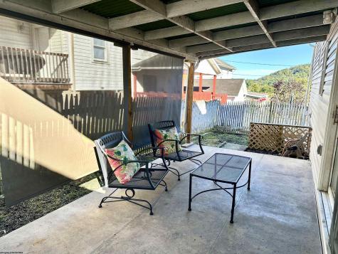 620 Collins Avenue Clarksburg WV 26301