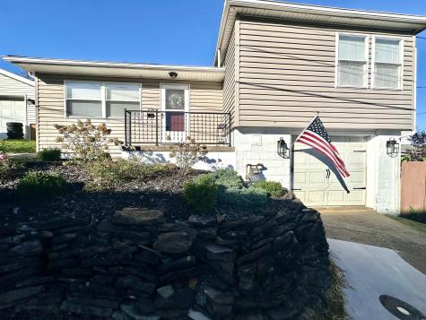 620 Collins Avenue Clarksburg WV 26301