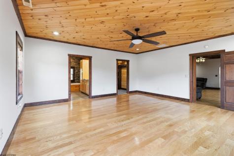 857 Gawthrop Road Grafton WV 26354