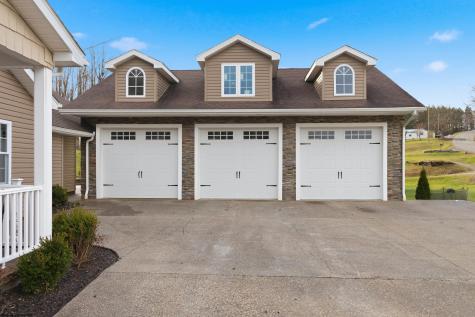 857 Gawthrop Road Grafton WV 26354