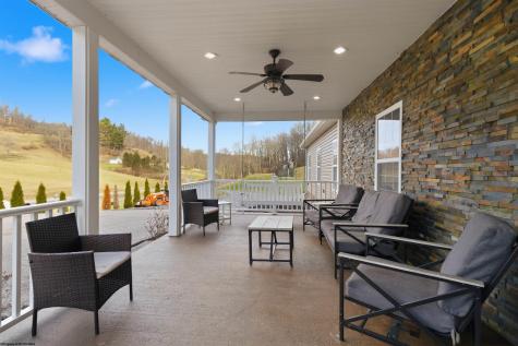 857 Gawthrop Road Grafton WV 26354