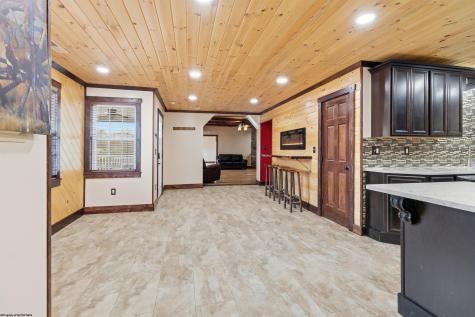 857 Gawthrop Road Grafton WV 26354